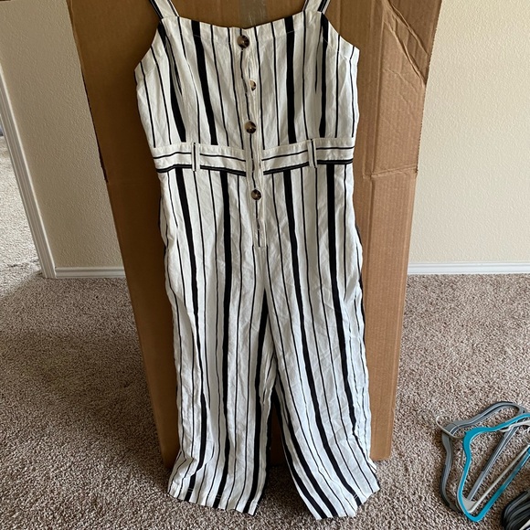 Striped Romper - Picture 2 of 3